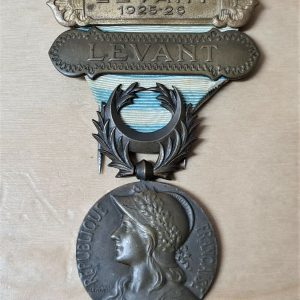 POST WW1 FRENCH SYRIA CAMPAIGN MEDAL LEVANT & 1925-26 CLASPS ARMY MILITARY