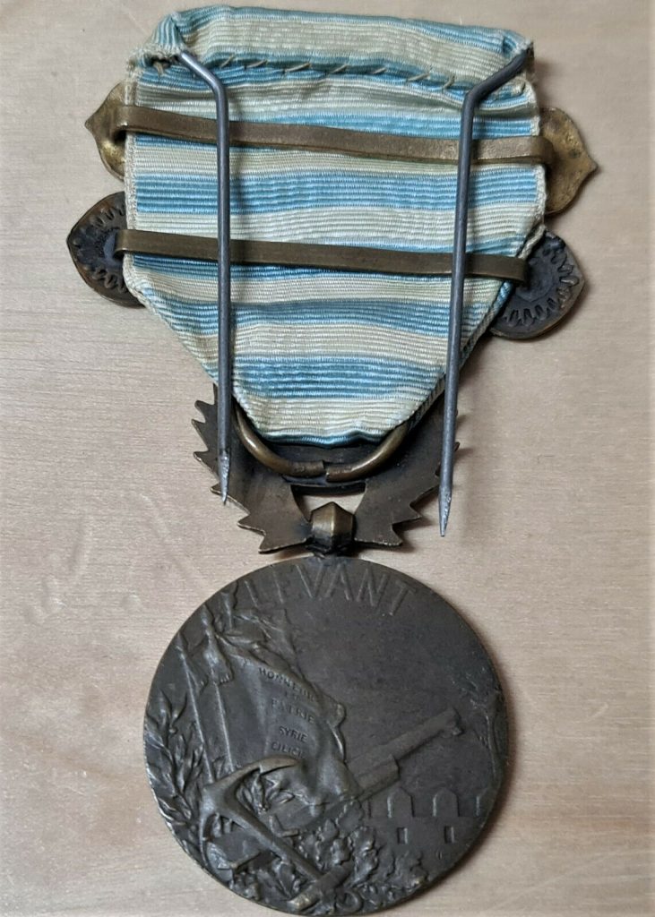 POST WW1 FRENCH SYRIA CAMPAIGN MEDAL LEVANT & 1925-26 CLASPS ARMY MILITARY - Image 4