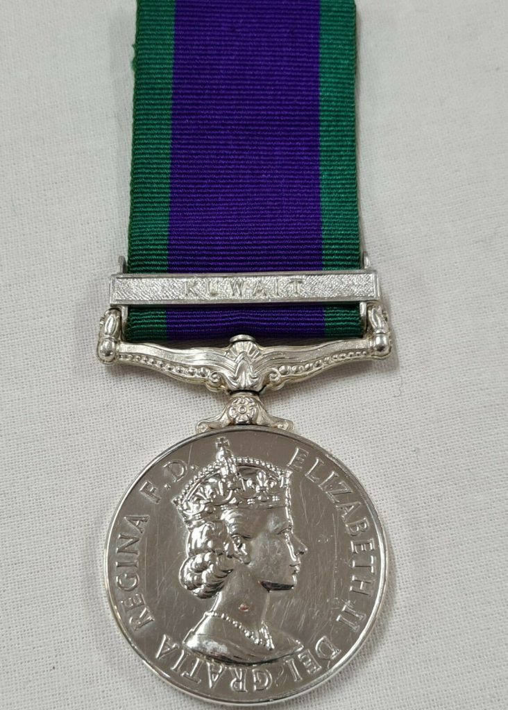 RARE KUWAIT ROYAL REGIMENT FUSILIERS POST WW2 BRITISH GENERAL SERVICE MEDAL - Image 2