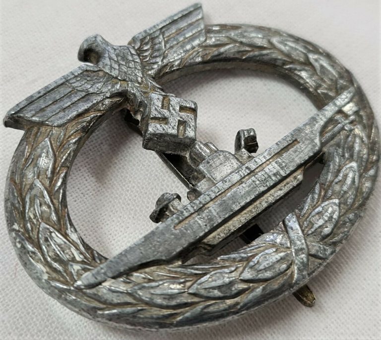 WW2 GERMAN NAVY KRIEGSMARINE U BOAT SUBMARINE BADGE - Image 2