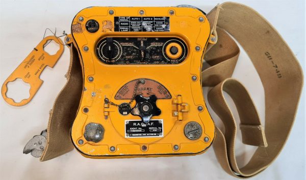 WW2 Korea Australian RAAF RAF Gibson Girl SCR578 survival radio transmitter