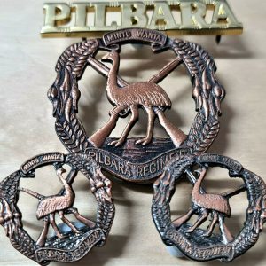 1980's AUSTRALIAN ARMY PILBARA REGIMENT UNIFORM CAP COLLAR BADGES BY PARKES