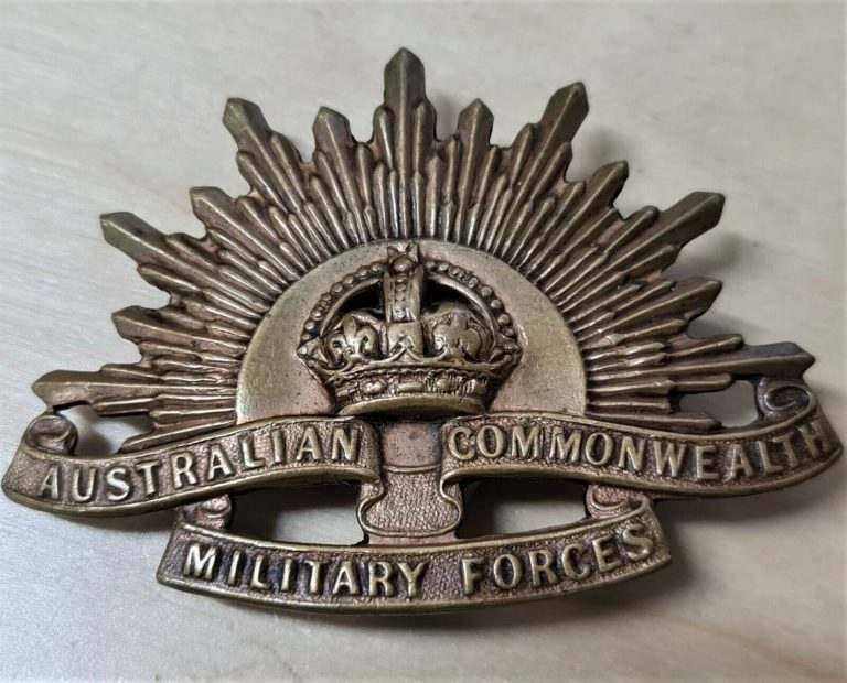 AUSTRALIAN ANZAC WW1 & WW2 RISING SUN UNIFORM HAT OR CAP BADGE STOKES - Image 2