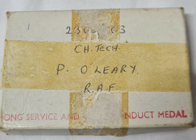 OMAN REBELLION & ADEN EMERGENCY LONG SERVICE MEDAL GROUP TO P. O’LEARY. R.A.F. - Image 7