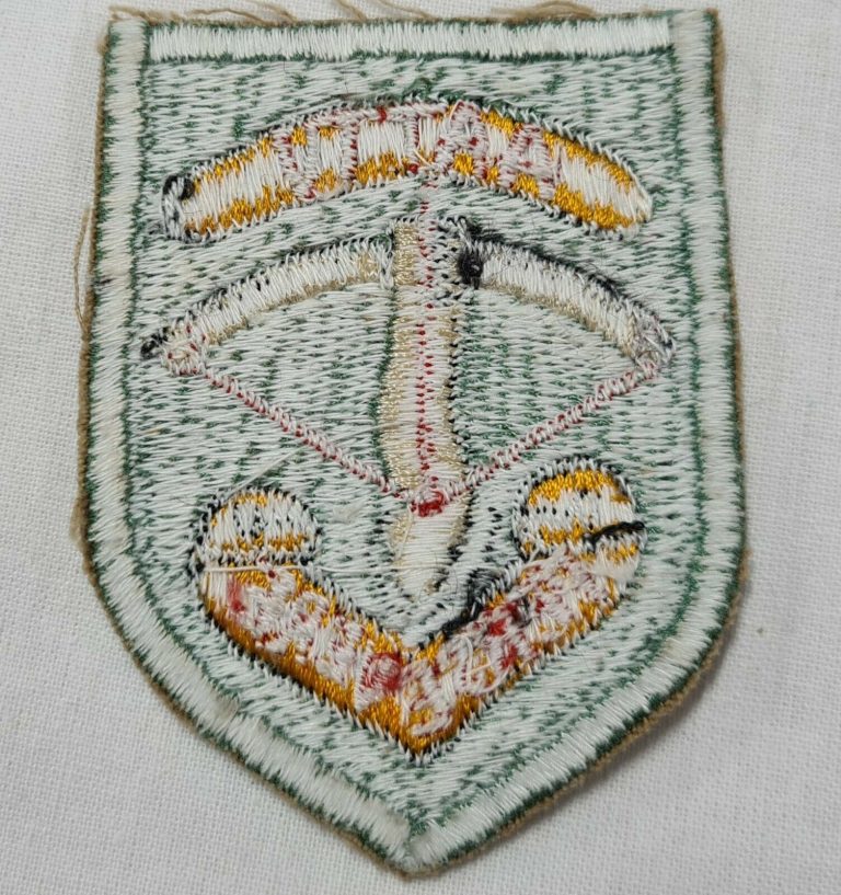 VIETNAM WAR AUSTRALIAN ARMY TRAINING TEAM AATTV UNIFORM PATCH BADGE POST WW2