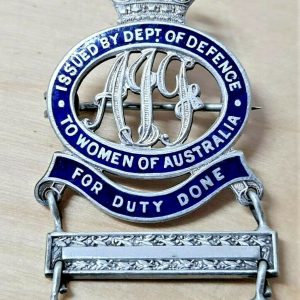 WW1 AUSTRALIA MOTHERS SON IN SERVICE BADGE ANZAC 2 CLASPS STOKES & SONS