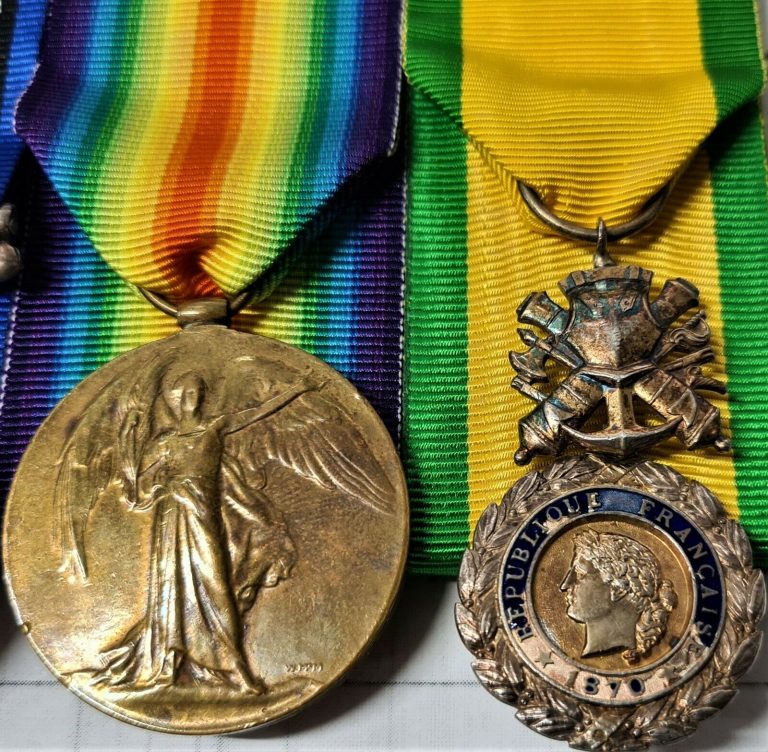 WW1 & WW2 ROYAL NAVY LONG SERVICE MEDALS J.20283 PETTY OFFICER GEORGE HATCH - Image 3