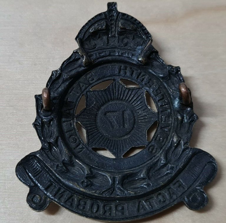 WW2 AUSTRALIAN ARMY 17TH BN 1930-42 UNIFORM CAP BADGE AIF NORTH SYDNEY REGIMENT - Image 3