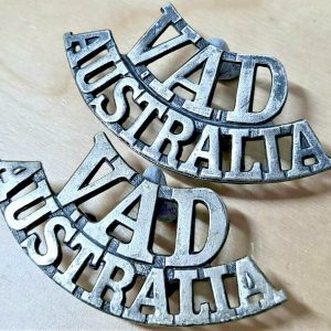 WW2 VINTAGE VOLUNTARY AID DETACHMENT AUSTRALIAN UNIFORM SHOULDER BADGES STOKES