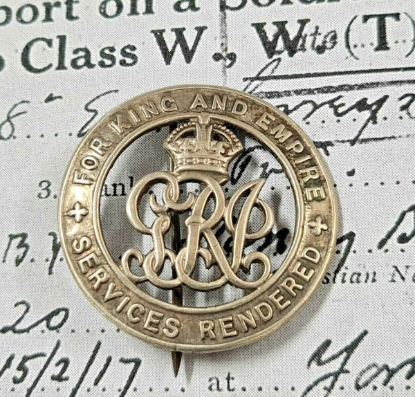 *WOUNDED 22/8/1918* 8th BN EAST SURREY WW1 BRITISH SILVER WAR BADGE 40010 KIRBY