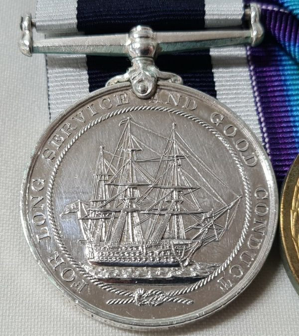 WW1 ROYAL NAVY LONG SERVICE MEDALS 180546 PETTY OFFICER F. EAMES HMS BRITANNIA - Image 11