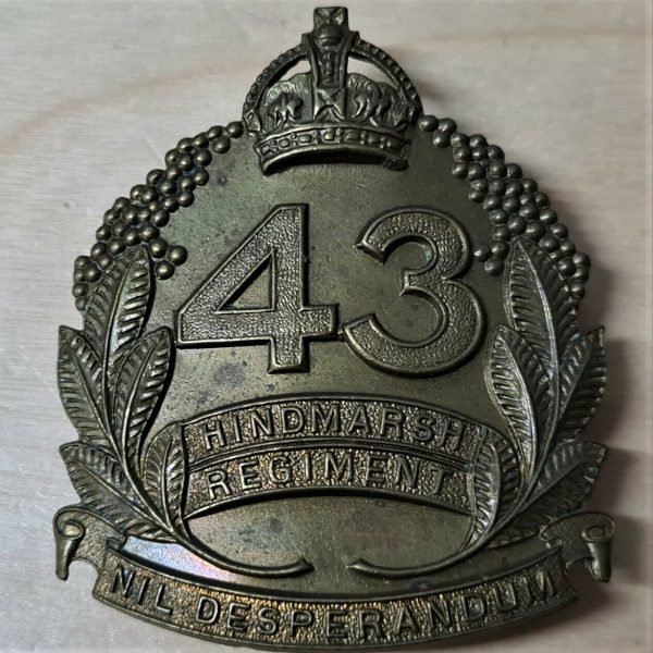 WW2 AUSTRALIAN ARMY 43RD BN 1930-42 UNIFORM CAP BADGE AIF HINDMARSH REGIMENT - Image 3