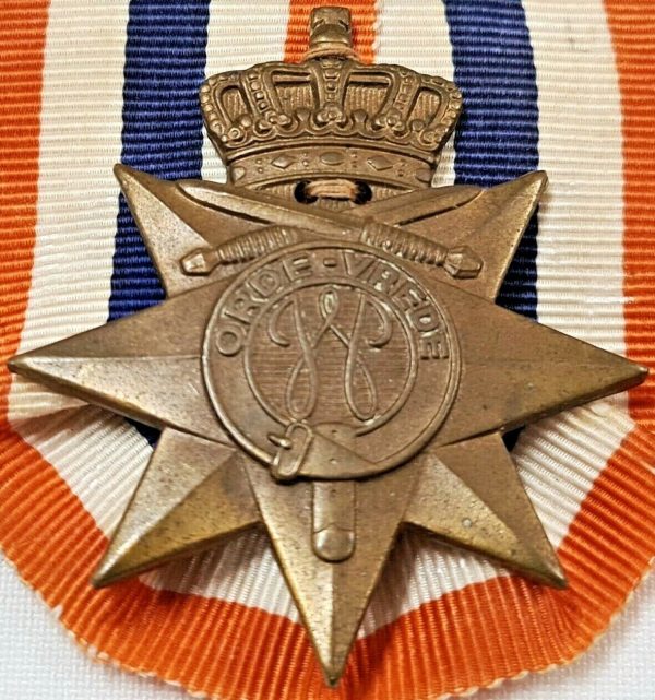 WW2 NETHERLANDS CROSS OF THE ORDER OF PEACE MEDAL INDONESIA - DUTCH EAST INDIES - Image 3