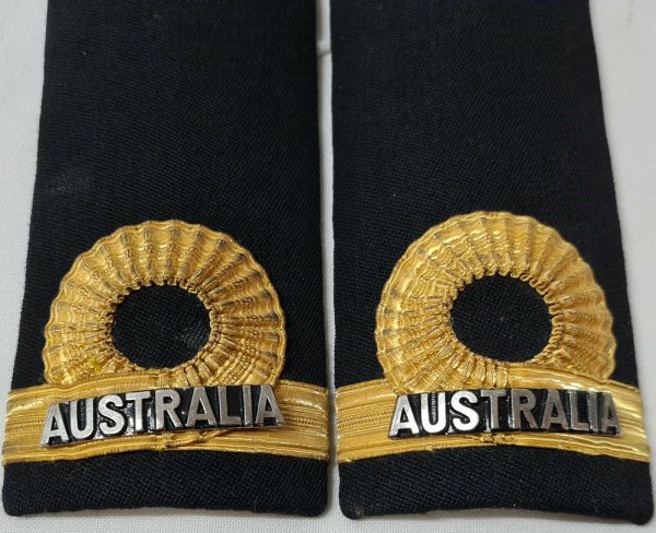 1980'S ERA ROYAL AUSTRALIAN NAVY PARADE RANK UNIFORM SHOULDER BOARDS SUB LIEUTENANT