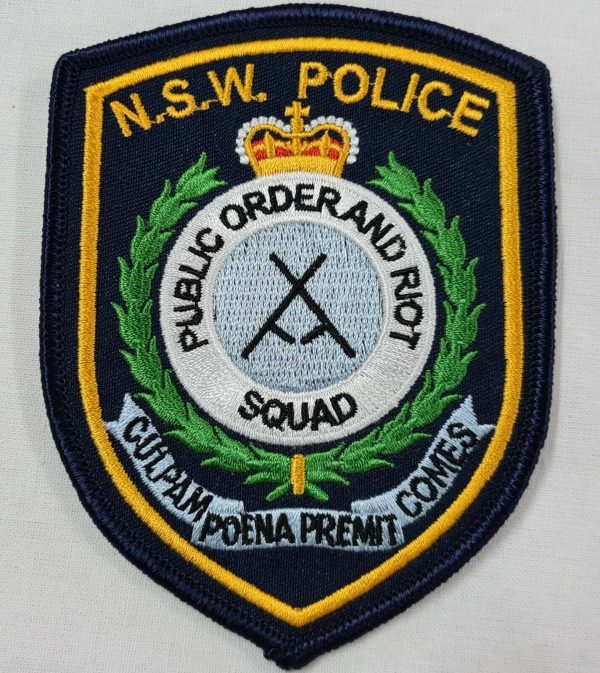 POST WW2 OBSOLETE AUSTRALIAN NSW POLICE RIOT SQUAD UNIFORM PATCH