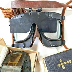 RAF RAAF WW2 AUSTRALIAN FLYING UNIFORM MK IVB GOGGLES BIBLES & SPARES