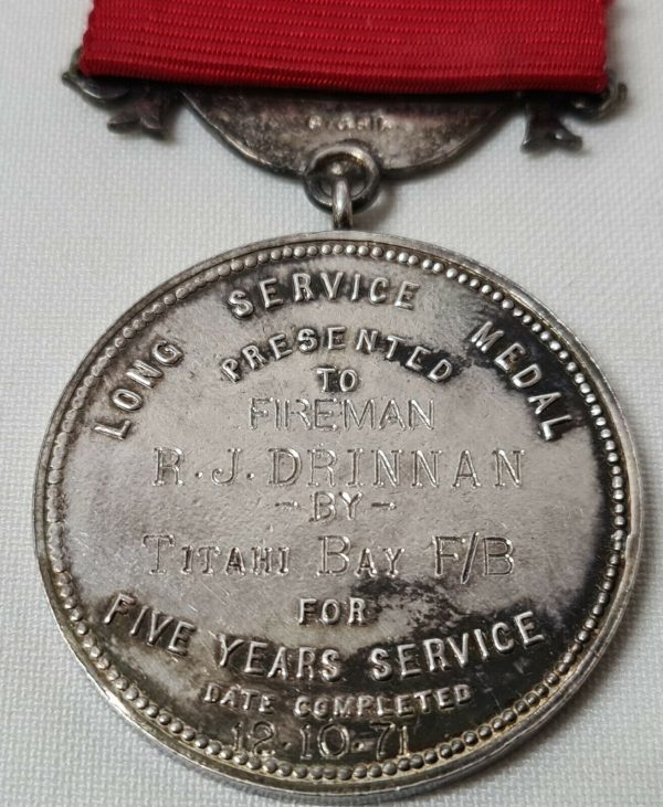 RARE NEW ZEALAND UNITED FIRE BRIGADES ASSOCIATION LONG SERVICE MEDAL TITAHI BAY - Image 3