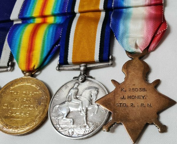 WW1 MEDALS & LONG SERVICE PETTY OFFICER HONEY DESTROYERS & WW2 SERVICE - Image 4