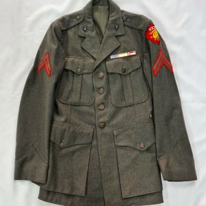 WW2 ERA UNITED STATES MARINE CORPS 3RD AMPHIBIOUS UNIFORM SERVICE JACKET USMC