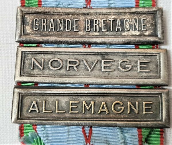 WW2 FRENCH 1939-45 COMMEMORATIVE SERVICE MEDAL NORWAY FRANCE UK ARMY MILITARY - Image 2