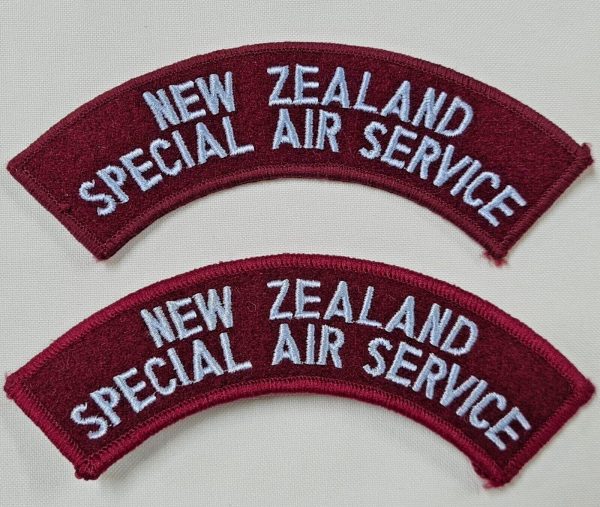 1980'S NEW ZEALAND ARMY SAS SPECIAL AIR SERVICE UNIFORM SHOULDER FLASHES PATCHES