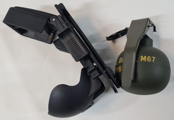 REPLICA M26 FRAG GRENADE WITH HOLDER BLACK