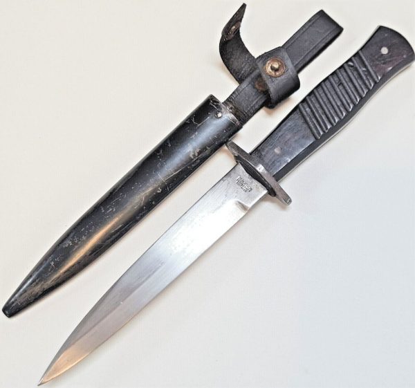 Imperial German WW1 trench knife & scabbard by Gottlieb Hammesfahr of Solingen