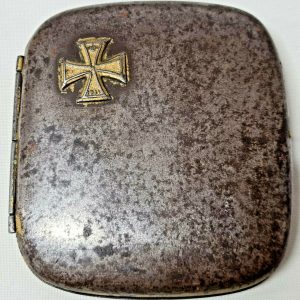 VINTAGE & RARE WW1 IRON CROSS MEDAL CIGARETTE CASE GERMANY