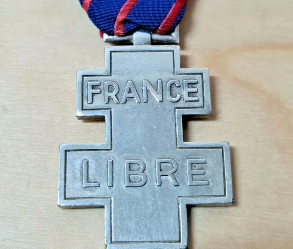 SCARCE WW2 FREE FRENCH VOLUNTEER SERVICE CROSS MEDAL FRANCE LIBRE ANTI NAZI