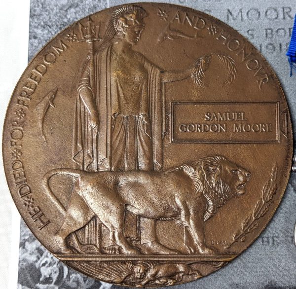 2ND BN SOUTH WALES BORDERERS KIA 15/10/1918 WW1 MEDALS & PLAQUE 48962 S G MOORE - Image 2