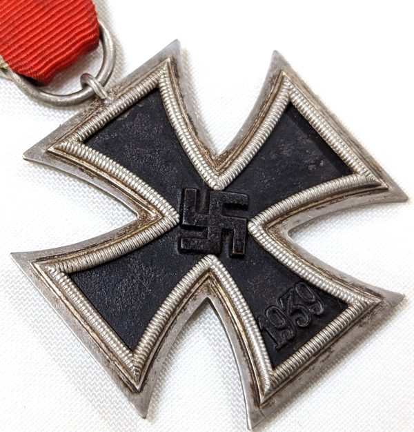 WW2 GERMAN IRON CROSS 2ND CLASS BY KLEIN & QUENZER, IDAR OBERSTEIN #65