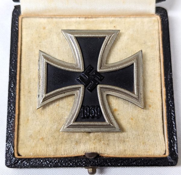 WW2 GERMAN IRON CROSS 1st CLASS IN CASE OF ISSUE