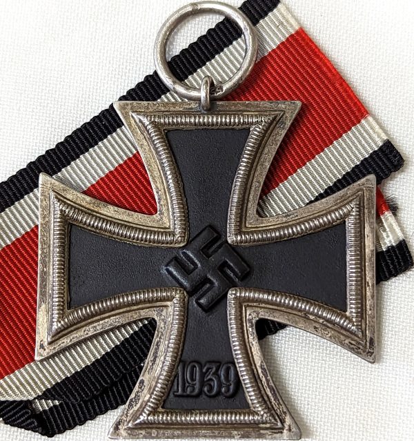 WW2 GERMAN IRON CROSS 2ND CLASS BY J. E. Hammer & Söhne, Geringswalde #55