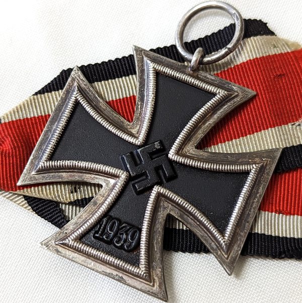 WW2 GERMAN IRON CROSS 2ND CLASS BY PAUL MEYBAUER OF BERLIN #7 - Image 2