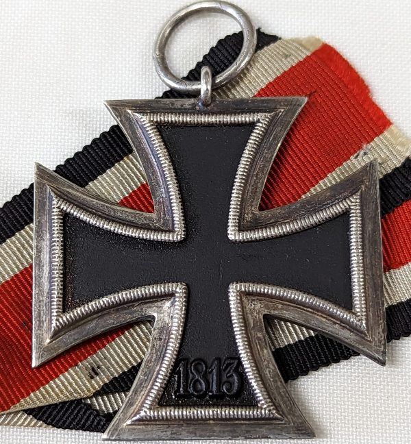 WW2 GERMAN IRON CROSS 2ND CLASS BY PAUL MEYBAUER OF BERLIN #7 - Image 3