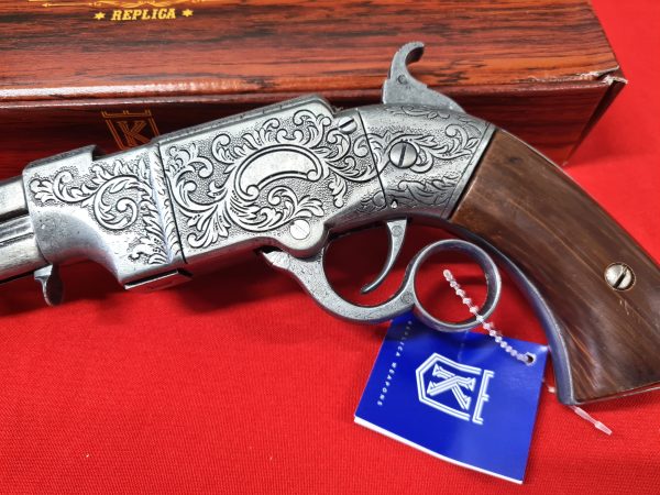 1854 WESTERN LEVER ACTION REPEATER VOLCANIC PISTOL IN ANTIQUE SILVER FINISH WITH FAUX WOOD GRIPS - REPLICA KOLSER GUN - Image 4