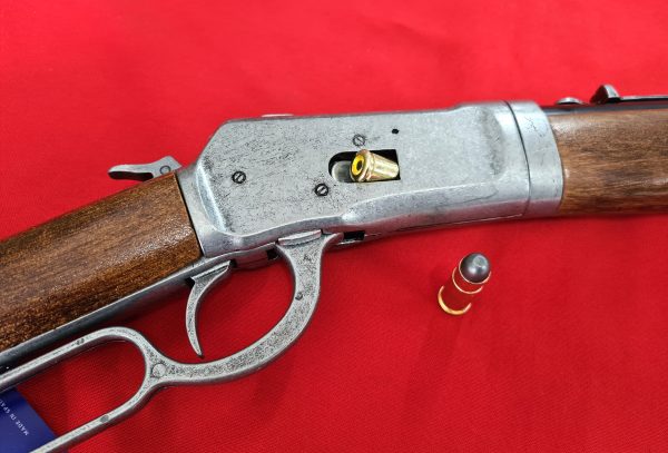 KOLSER WESTERN LEVER ACTION REPLICA RIFLE WINCHESTER CARABINE USA 1892 SILVER WITH FAUX WOOD HANDLE & STOCK - Image 6