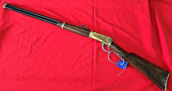 KOLSER WESTERN LEVER ACTION REPLICA RIFLE WINCHESTER WITH LADDER SIGHT USA 1892 BRONZE FINISH WITH FAUX WOOD HANDLE & STOCK - LARGE LOOP