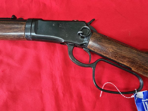 KOLSER WESTERN LEVER ACTION REPLICA RIFLE WINCHESTER CARABINE USA 1892 BLACK WITH FAUX WOOD HANDLE & STOCK - SHORT BARREL - Image 3