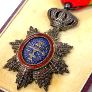 Cased WW1-WW2 Kingdom Order of Cambodia, breast badge/medal by Chobillon Paris