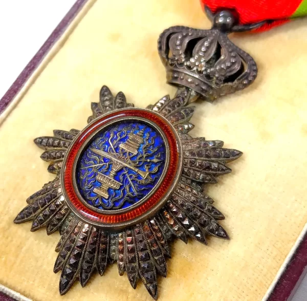 Cased WW1-WW2 Kingdom Order of Cambodia, breast badge/medal by Chobillon Paris