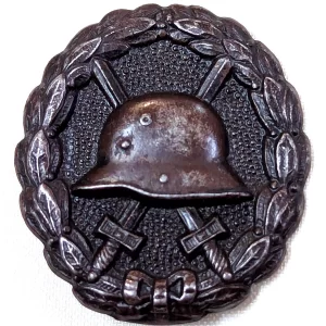 WW1 German Army Wound Badge in black for 1-2 wounds