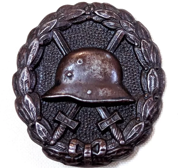 WW1 German Army Wound Badge in black for 1-2 wounds