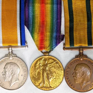 1st Welsh Carnarvonshire Battery WW1 British Territorial Army medals 406 DVR. W. OWEN. R.A