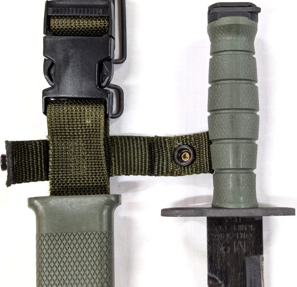 2000’s U.S. military M9 Ontario bayonet with scabbard - Image 3