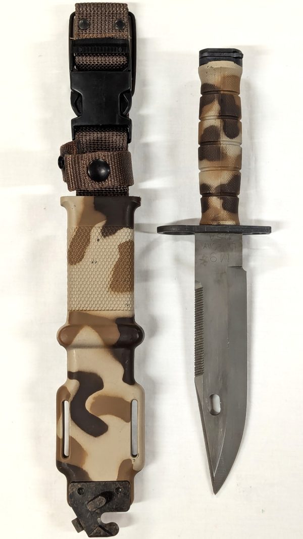 2000’s U.S. 82nd Airborne M9 Lan-Cay bayonet in desert camouflage with scabbard - Image 3