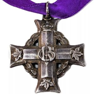 Killed train accident 1940 whilst urinating WW2 Canadian Memorial Cross Sgt Hyde