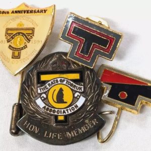 WW2 Australian Army Rats of Tobruk membership & unit badges