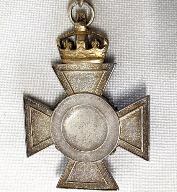 Rare cased replica New Zealand Cross (1869) 1956 produced limited edition medal - Image 8