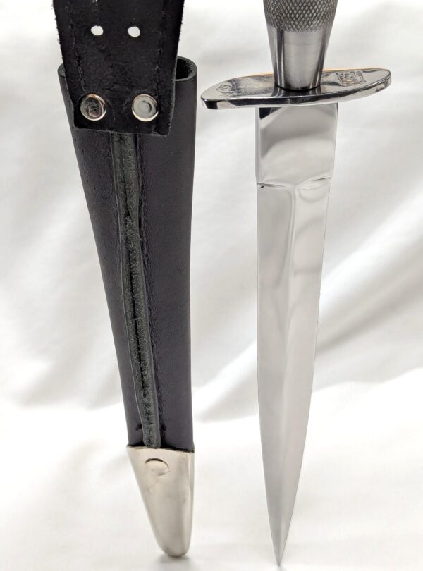 1st Pattern army commando dagger/knife leather sheath UK made J Nowill Sheffield - Image 8